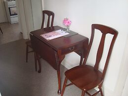 Elm Lodge