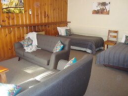 Elm Lodge