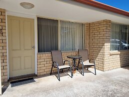 Emu Point Motel & Apartments