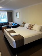 Emu Point Motel & Apartments