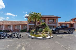 Engadine Motor Inn