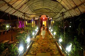 Saraya Art Cafe B&B