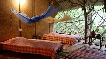 Saraya Art Cafe B&B