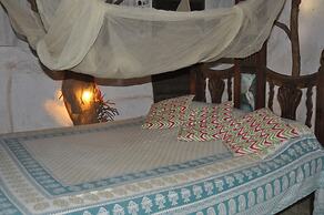 Saraya Art Cafe B&B