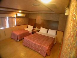 Ti Hwa Hotel