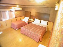 Ti Hwa Hotel