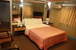 Ti Hwa Hotel