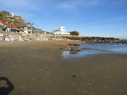 St Maur