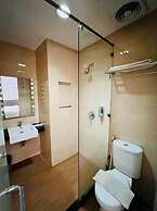 Avira Hotel Makassar