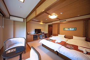 Hakone Nanase