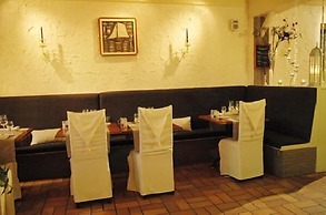 Hotel Cecil