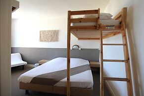 Hotel Cecil