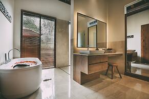 Puri Sebali Resort