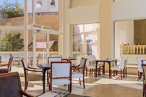 Continental Plaza Beach Resort