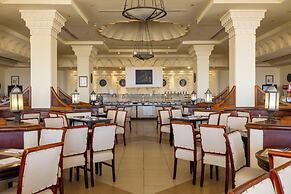 Continental Plaza Beach Resort