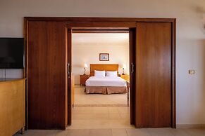 Continental Plaza Beach Resort