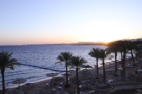 Continental Plaza Beach Resort