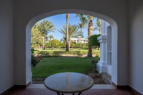 Continental Plaza Beach Resort