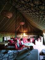 Camp Adounia
