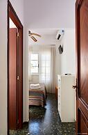 Hostal Illes Pitiüses
