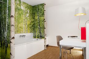 V-Hotel