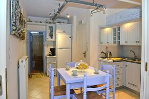Santa Katerina Studios & Apartments