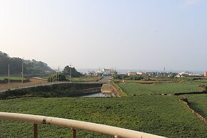 Jeju Feel House