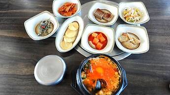 Jeju Feel House