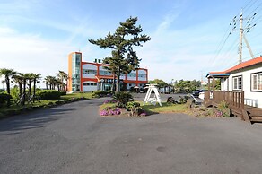 Jeju Feel House