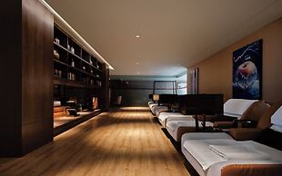Palm Spring Hotel