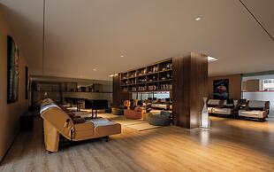 Palm Spring Hotel