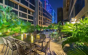 Palm Spring Hotel