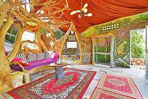 Malakai Eco Lodge