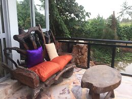 Malakai Eco Lodge