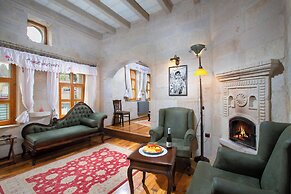 Terra Cave Hotel
