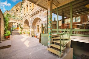 Terra Cave Hotel