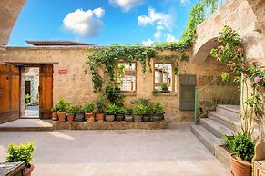 Terra Cave Hotel