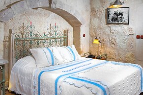 Terra Cave Hotel