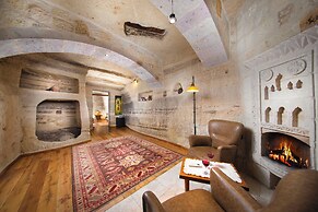 Terra Cave Hotel