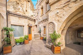 Terra Cave Hotel