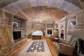 Terra Cave Hotel