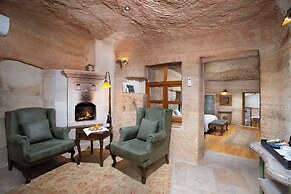 Terra Cave Hotel