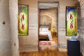 Terra Cave Hotel