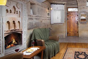 Terra Cave Hotel