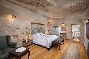 Terra Cave Hotel