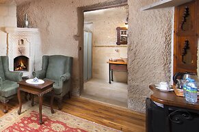 Terra Cave Hotel