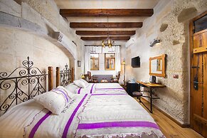 Terra Cave Hotel