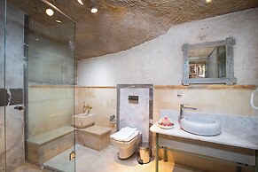 Terra Cave Hotel