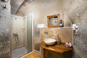 Terra Cave Hotel