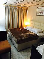 West Hotel